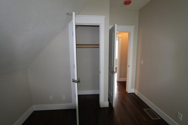 Building Photo - Three Bedroom Home - Big, Beautiful & New!...
