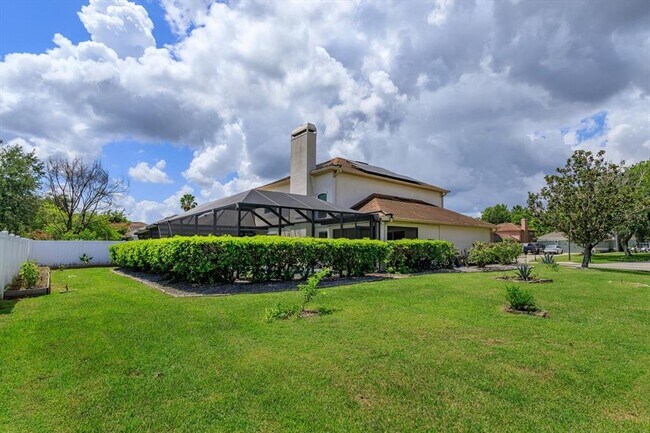 Building Photo - 606 Buckhaven Loop