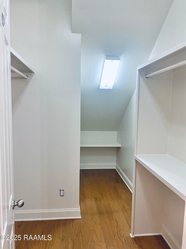 Building Photo - 108 Laguna Ln