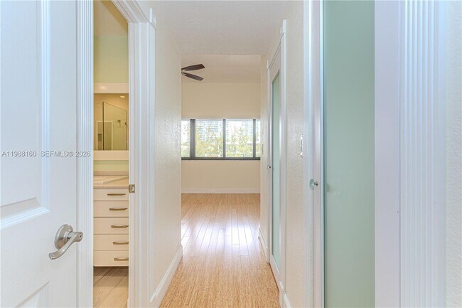 Building Photo - 231 Poinciana Island Dr