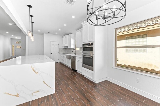 Building Photo - 30108 Hacienda Ln