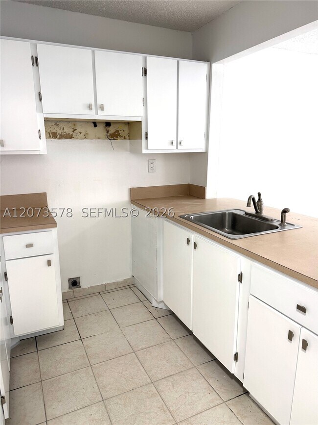 Building Photo - 14829 SW 80th St
