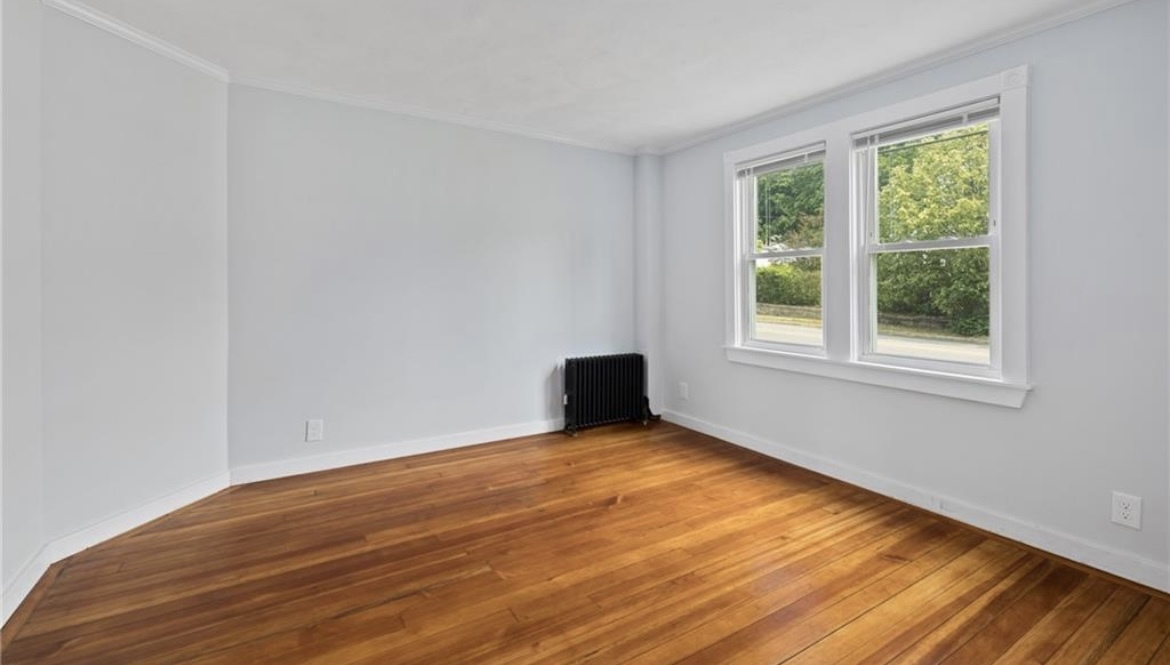 living room - 166 Roger Williams Ave