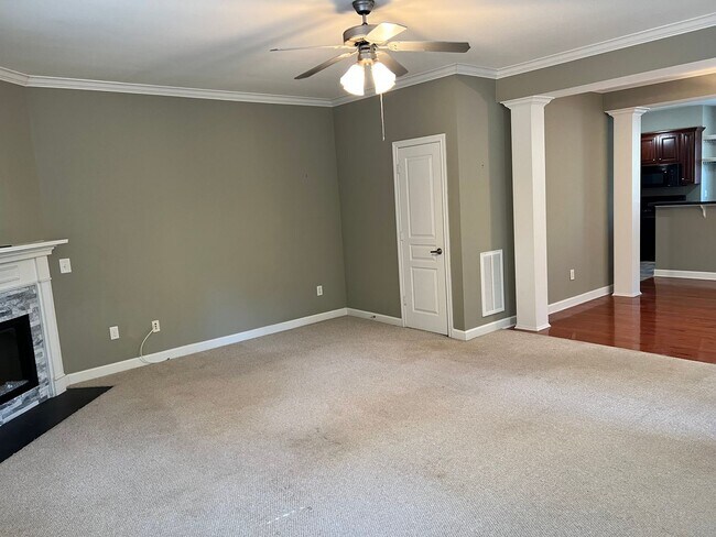 Building Photo - 320 Old Hickory Blvd