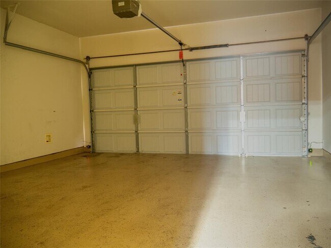 Building Photo - 47 Wickerdale Pl
