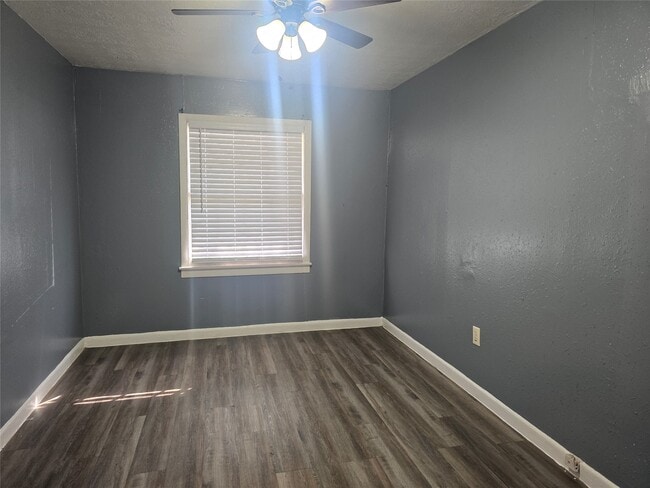 Building Photo - 5105 Timothy St