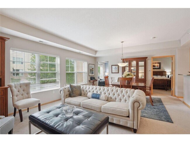 Building Photo - 2405 39th Ave NE