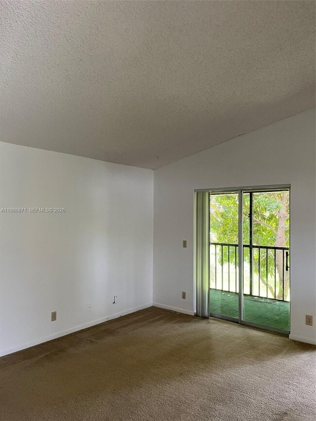 Building Photo - 6500 Chasewood Dr