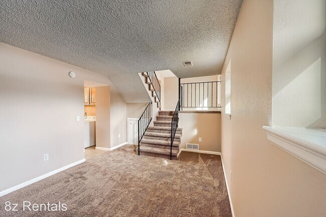 Building Photo - 3 br, 1.5 bath House - 10011 Clay Street