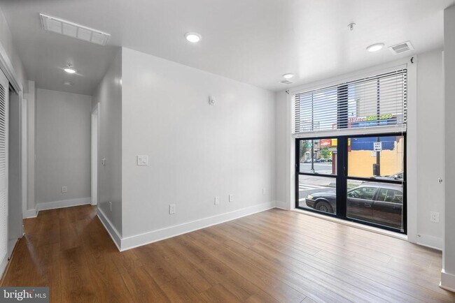 Building Photo - 1100 Bladensburg Rd NE