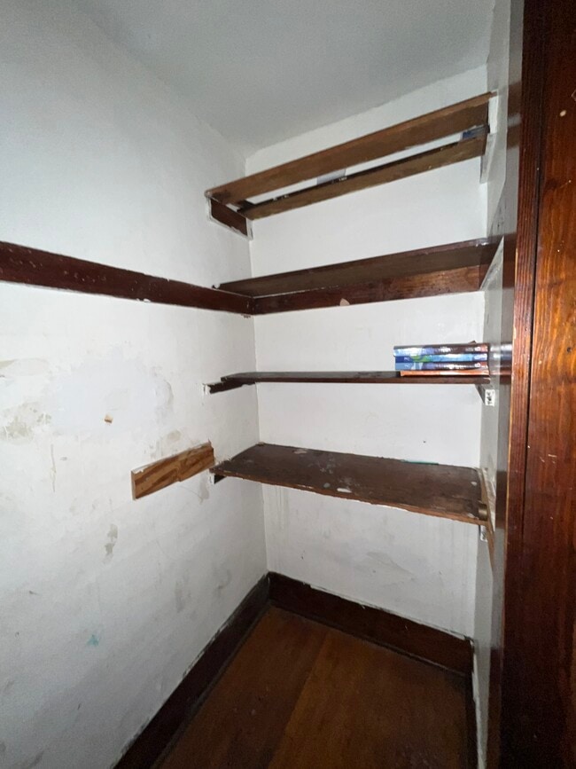 Building Photo - 920 S Maffit St