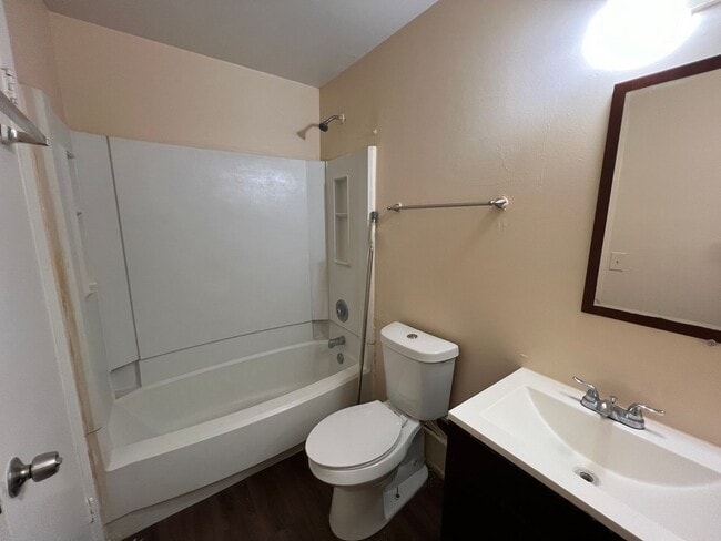 Building Photo - 12114 Napiers Cir