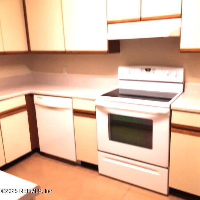 Building Photo - 2802 Wood Hill Dr