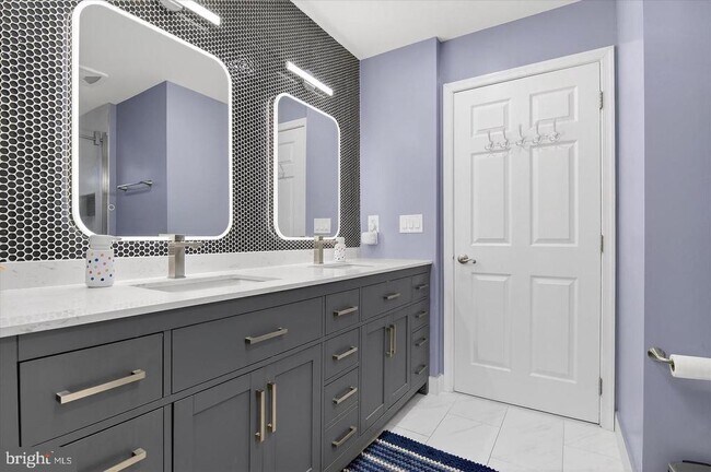 Building Photo - 22557 Middleburg Chapel Ct