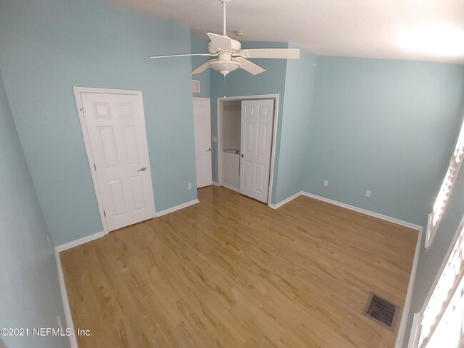 Building Photo - 8127 Summer Point Ct
