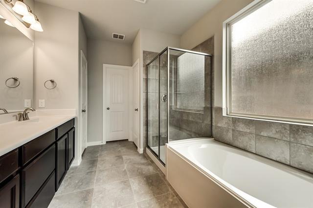 Building Photo - 16021 Brelsford Pl