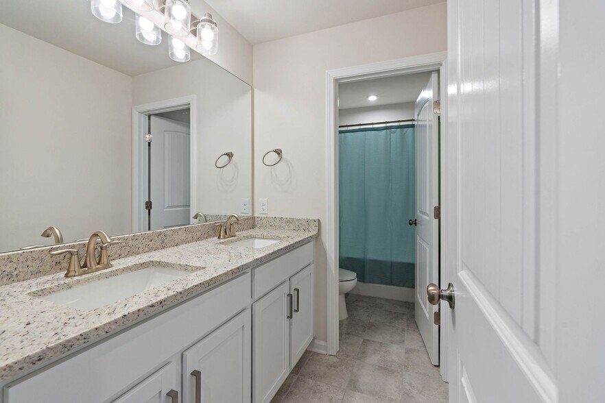 Building Photo - 2761 Sparrowgap Trl