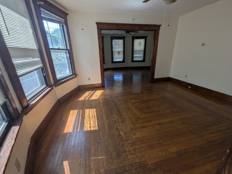 Building Photo - 483 Dixwell Ave