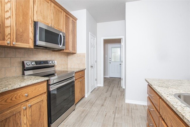 Building Photo - 344 Arnold Dr