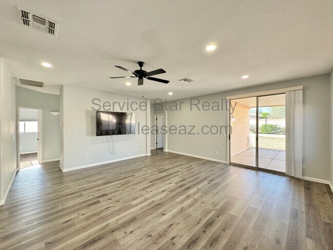 Building Photo - 13536 W Canyon Creek Dr