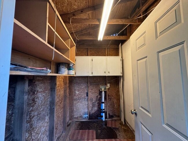 Building Photo - Cantonment - Pensacola -2 bedroom, 1 bathroom
