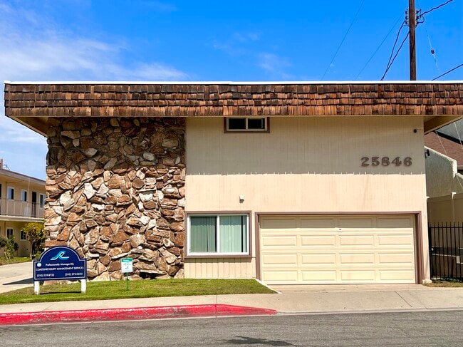 Primary Photo - 25846 Oak Street, Lomita