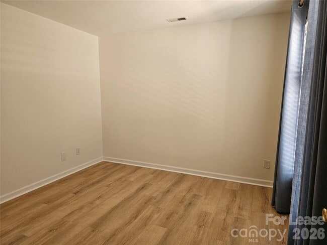 Building Photo - 18629 Vineyard Point Ln