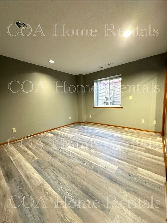 Building Photo - Amazing Home in Andover Kansas