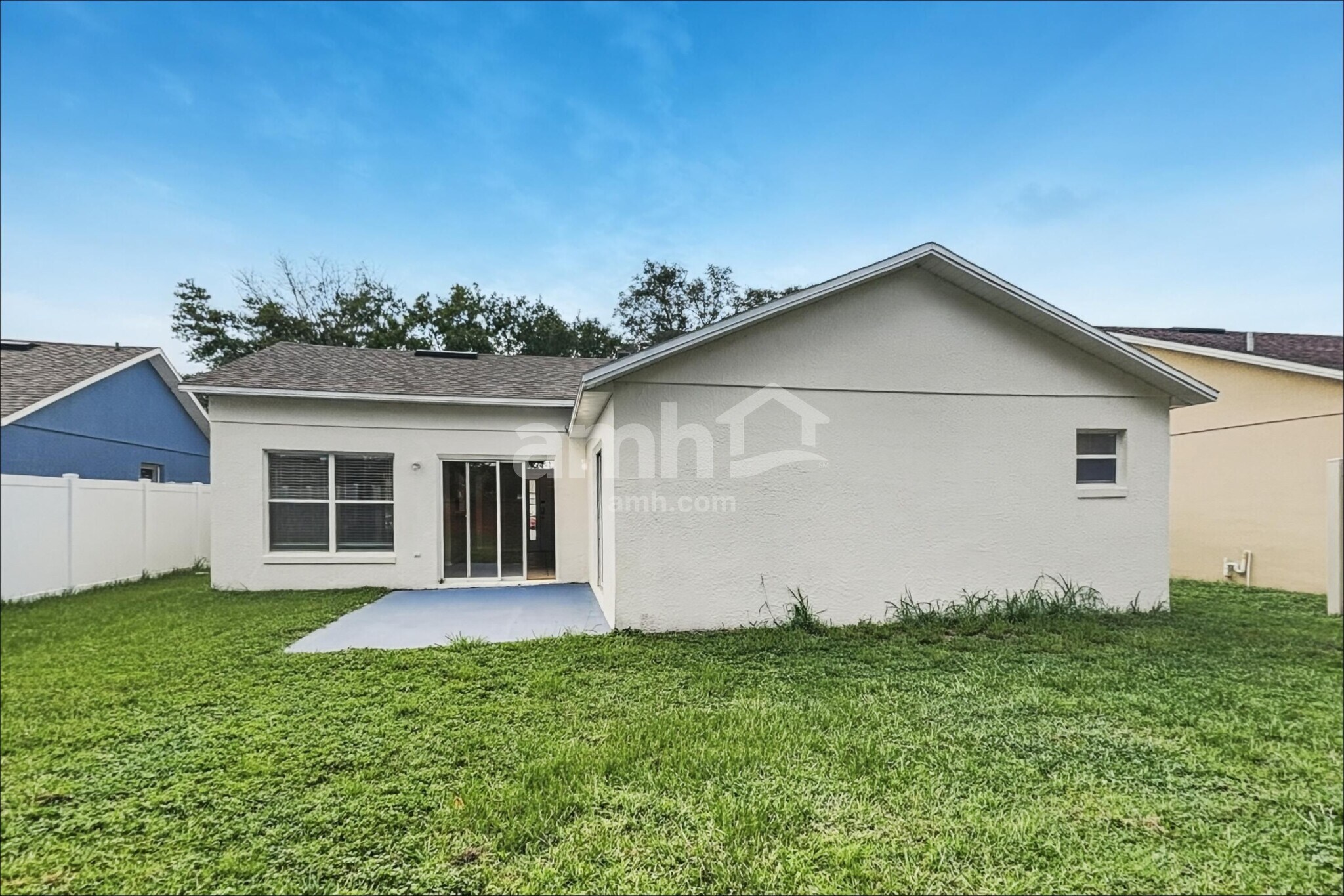 Building Photo - 2423 Hybrid Dr