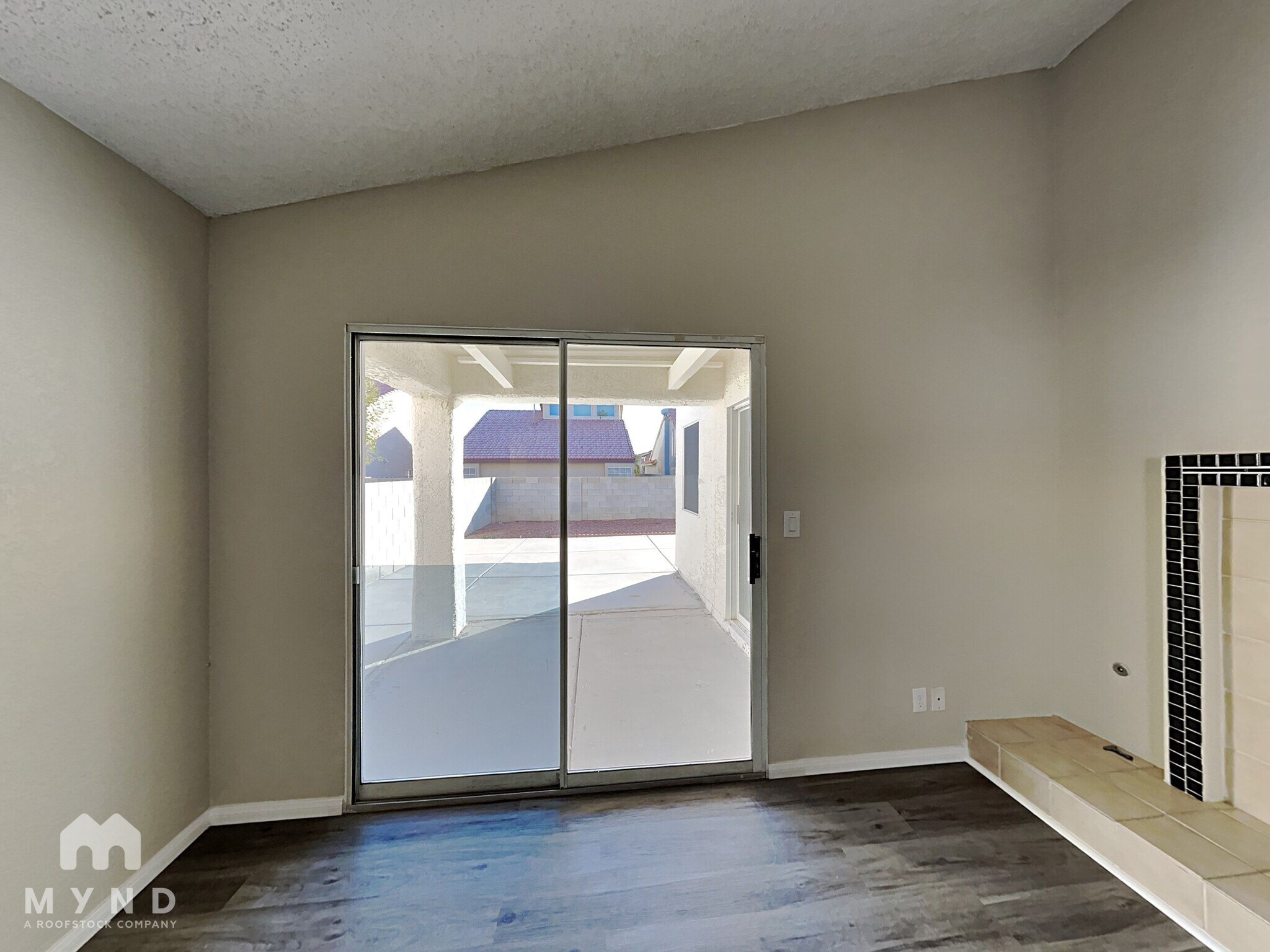 Building Photo - 5825 Goodsprings Ct