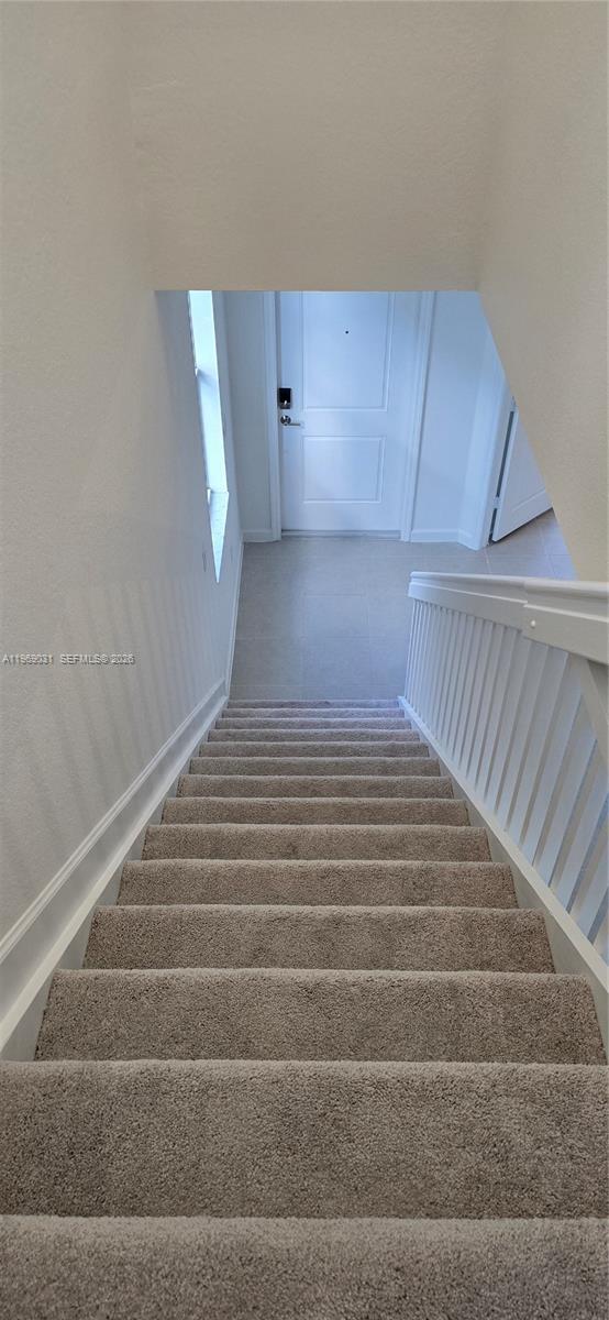 Building Photo - 2729 SE 26th Rd