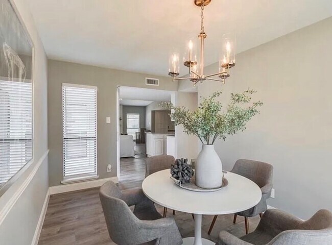 Building Photo - 6529 Chalk Ct
