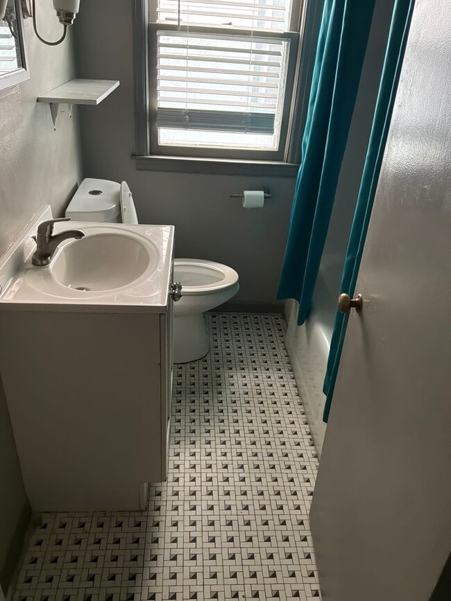 Building Photo - Charming & Comfortable 3-Bedroom Home in Capitol Heights!