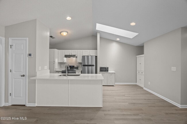 Building Photo - 3817 Elizabeth Ave