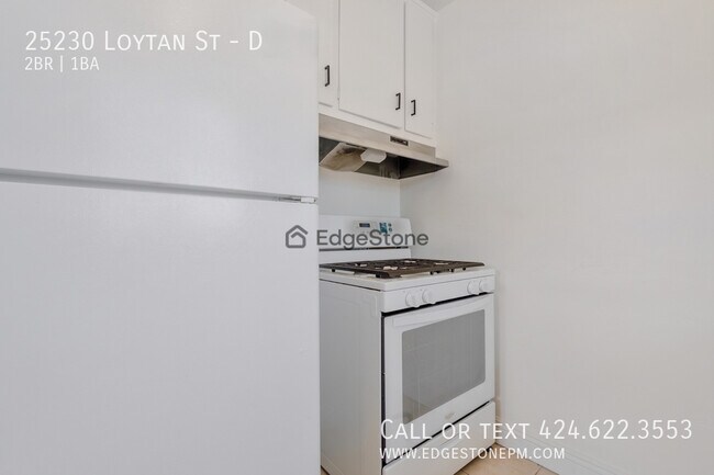 Building Photo - 25230 Loytan St