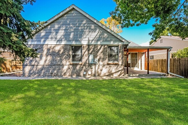 Building Photo - 2586 E 125th Pl