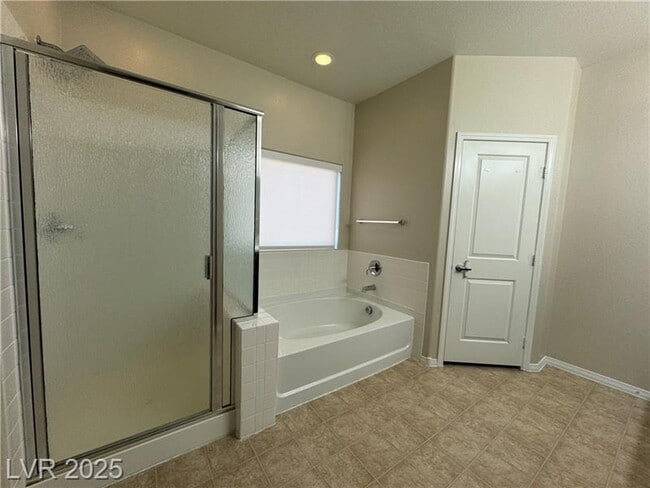 Building Photo - 5145 Fiery Sky Ridge St