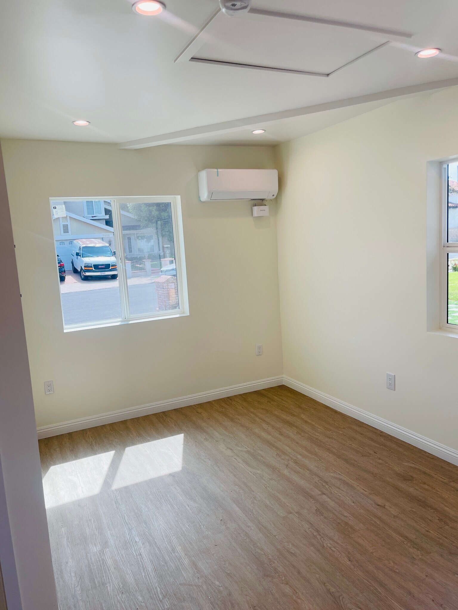 Building Photo - 7531 Bovey Ave