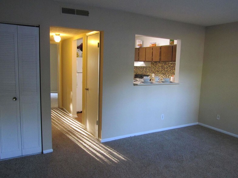 Living Room - Kingstown Apartments