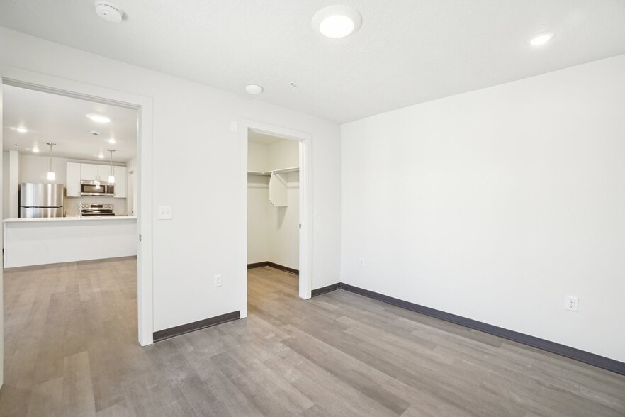 Building Photo - 1326 S 500 E