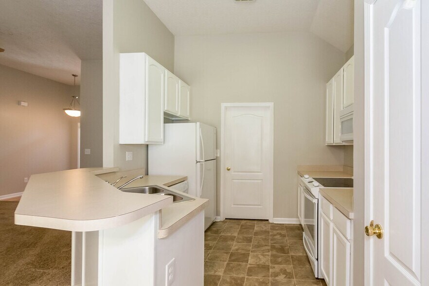 Building Photo - 23 Harper's Farm Dr