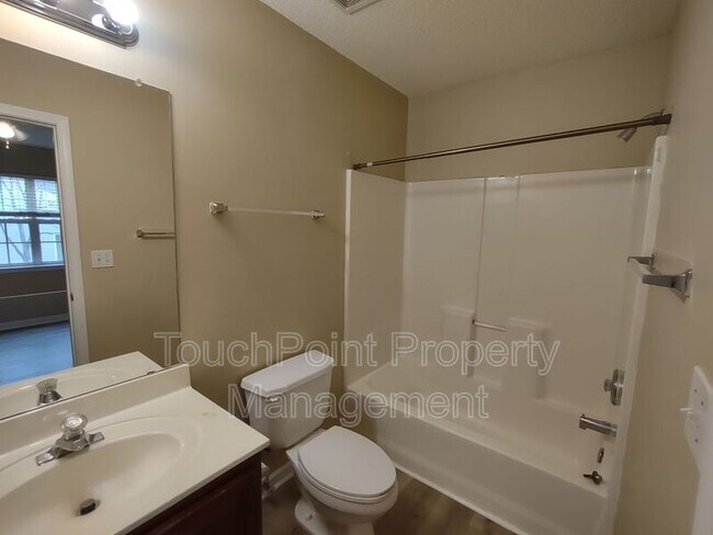 Building Photo - 10215 Reindeer Way Ln