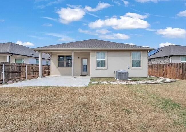 Building Photo - 17925 Curio Dr