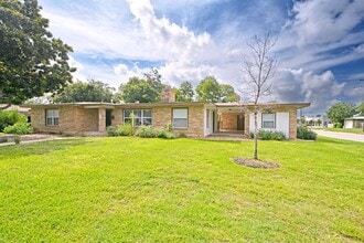 Building Photo - 671 W Merriweather St