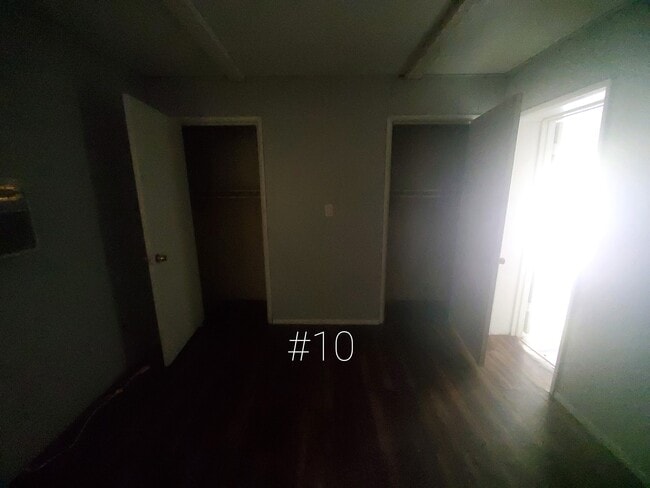 Building Photo - 4840 E Virginia Ave