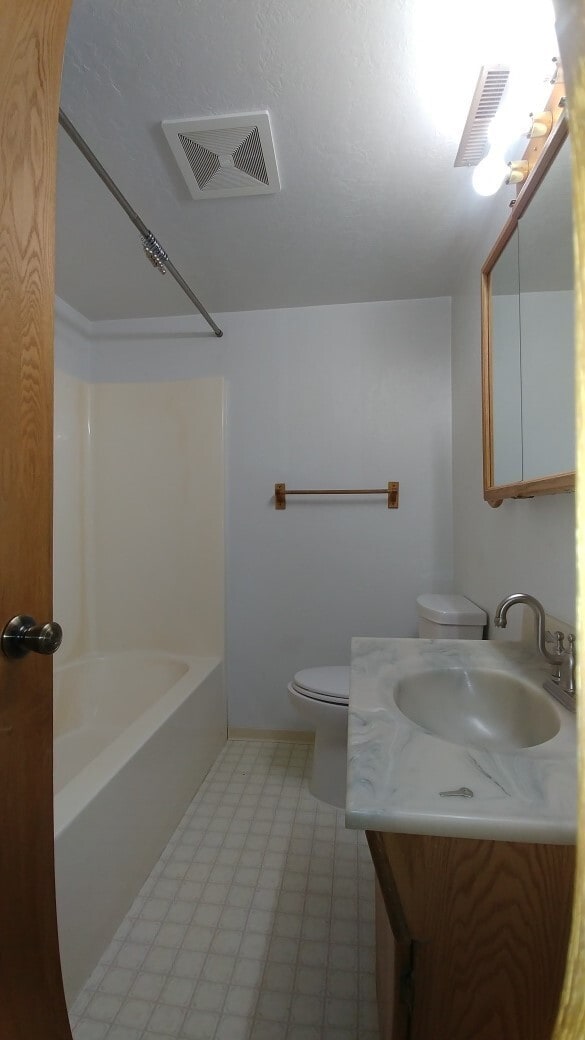 Building Photo - Home in Lolo with Fenced Yard and Pets Considered