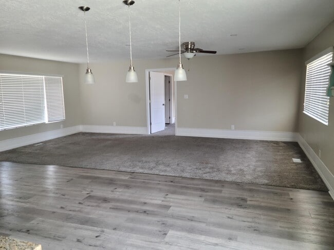 Building Photo - 11526 Equestrian Dr
