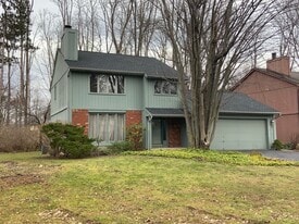 Building Photo - 70 Twilight Ln