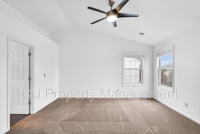 Building Photo - 506 E Tomaras Ave