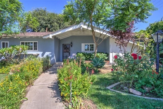 Building Photo - 12472 Woodlawn Ave